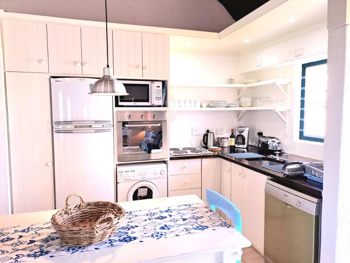 Zandtorini Seaside Cottage สตรุยส์บาย ภายนอก รูปภาพ